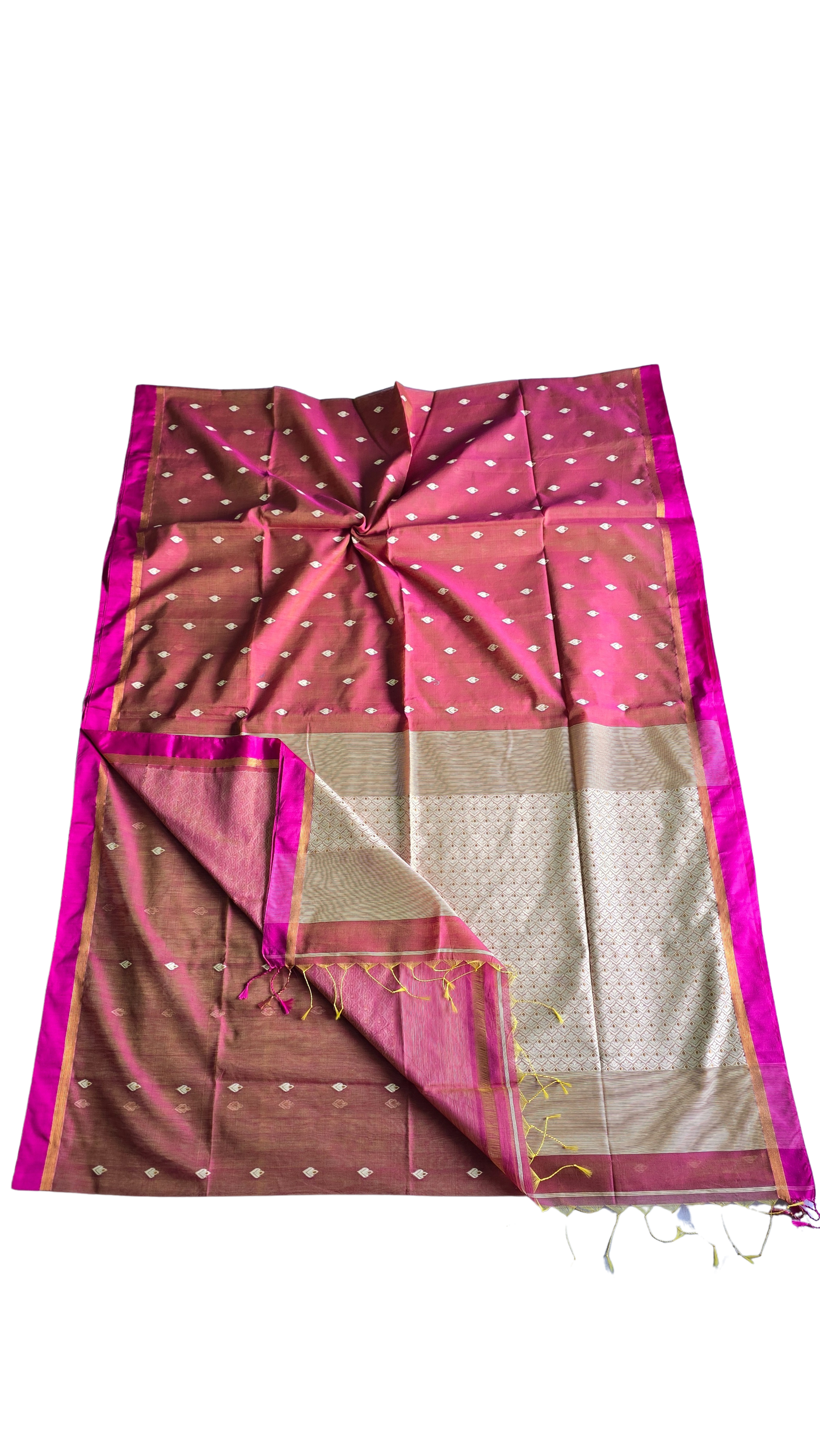 Magenta Baluchuri Handloom Saree with Intricate Pallu