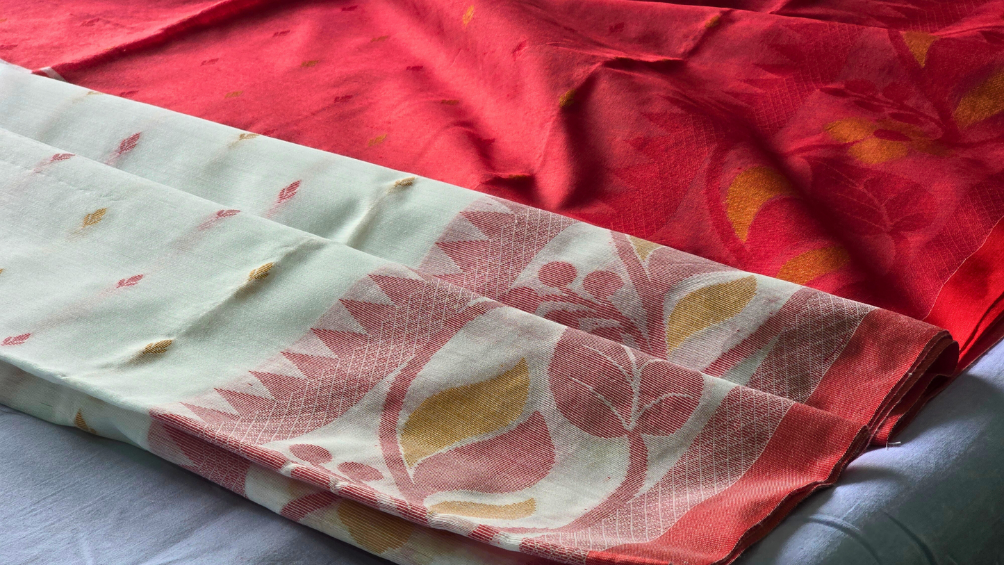Iconic White & Red Bengali Handloom Saree with Floral Zari