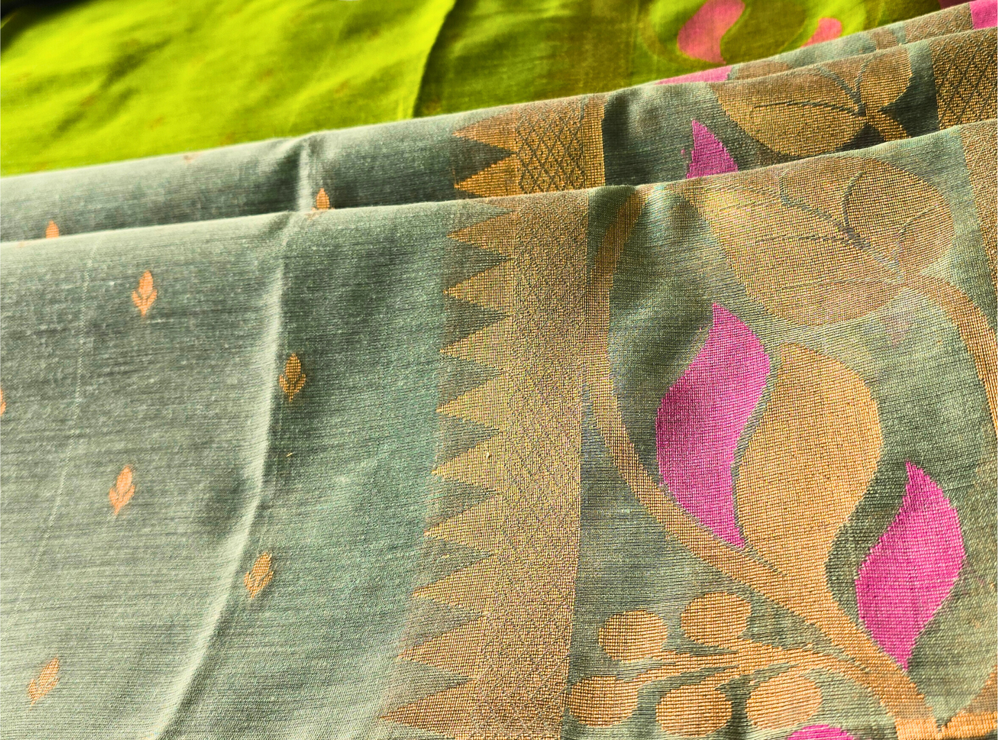 Chic Grey & Green Handloom Saree with Floral Zari Details